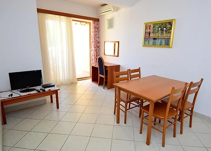 Meridiana-6 By Interhome