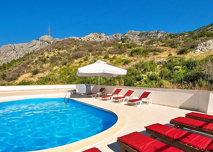 Meridiana-6 By Interhome